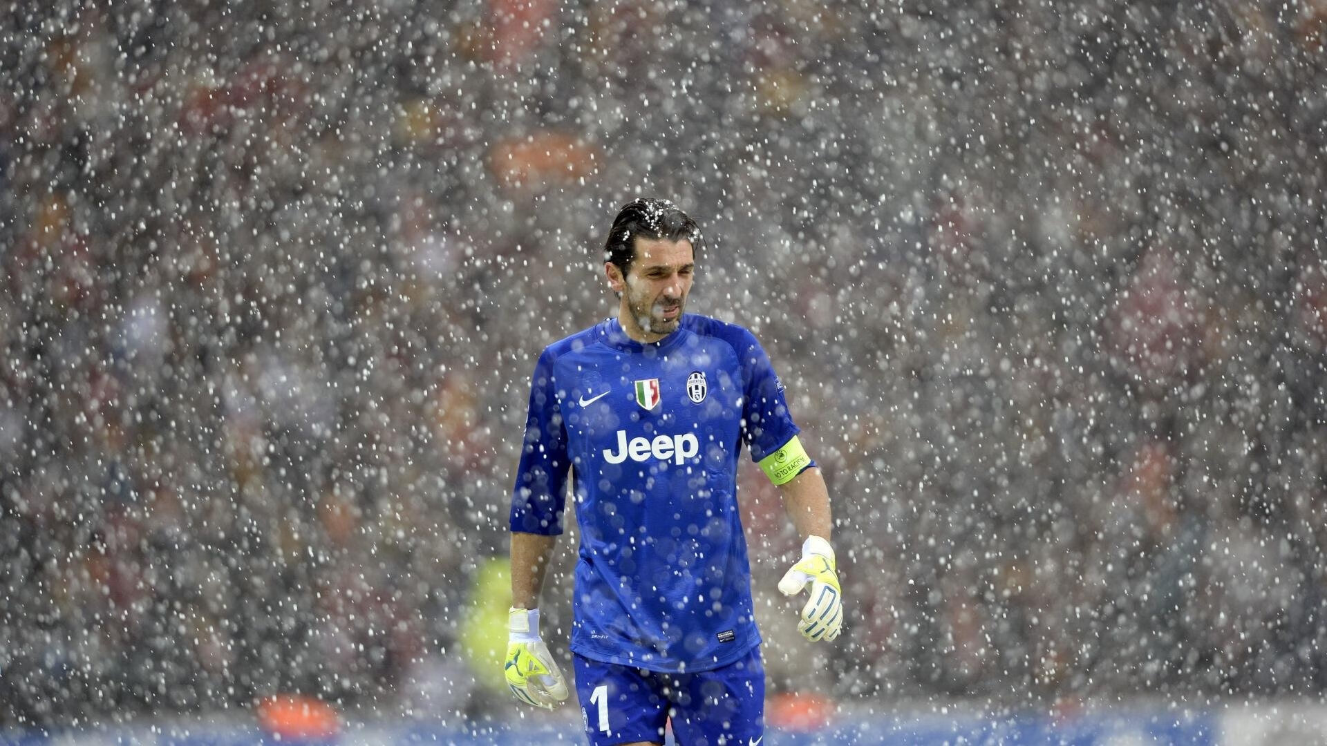 开云网站-利物浦大胜伯恩利,稳固第二的位置,利物浦和伯恩利实力分析